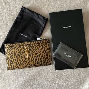 New YSL leopard clutch authentic
